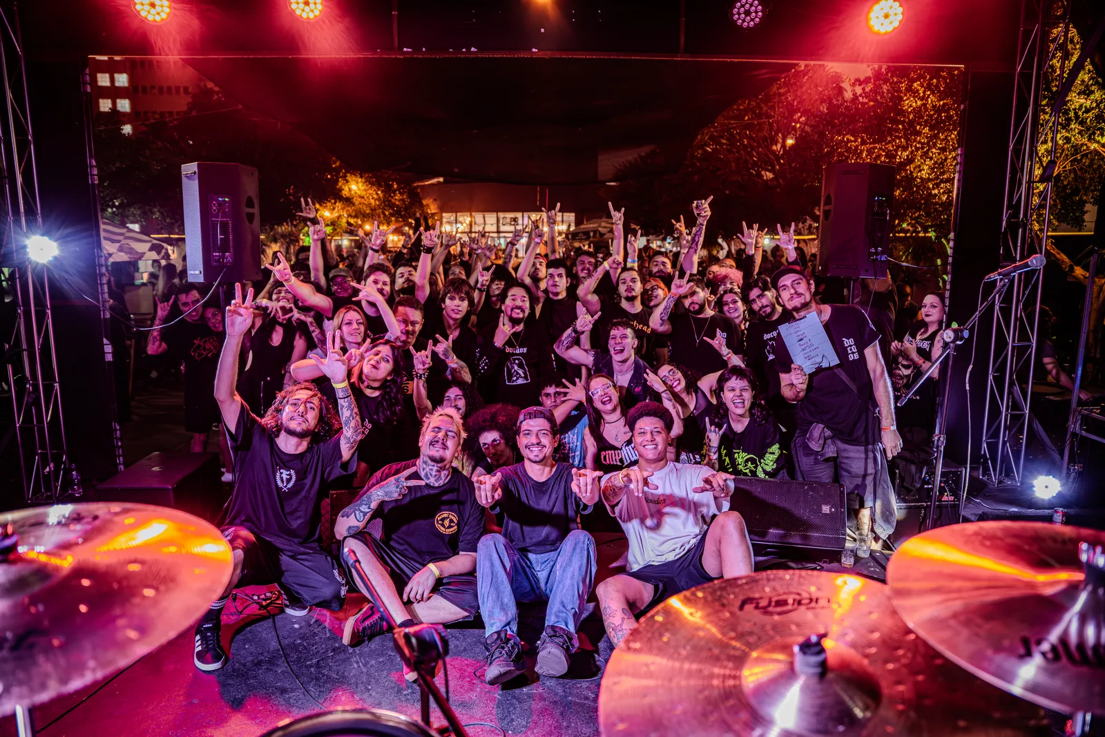 Noite do Peso faz a Galeria do Rock tremer com HardCore e NuMetal — foto 7