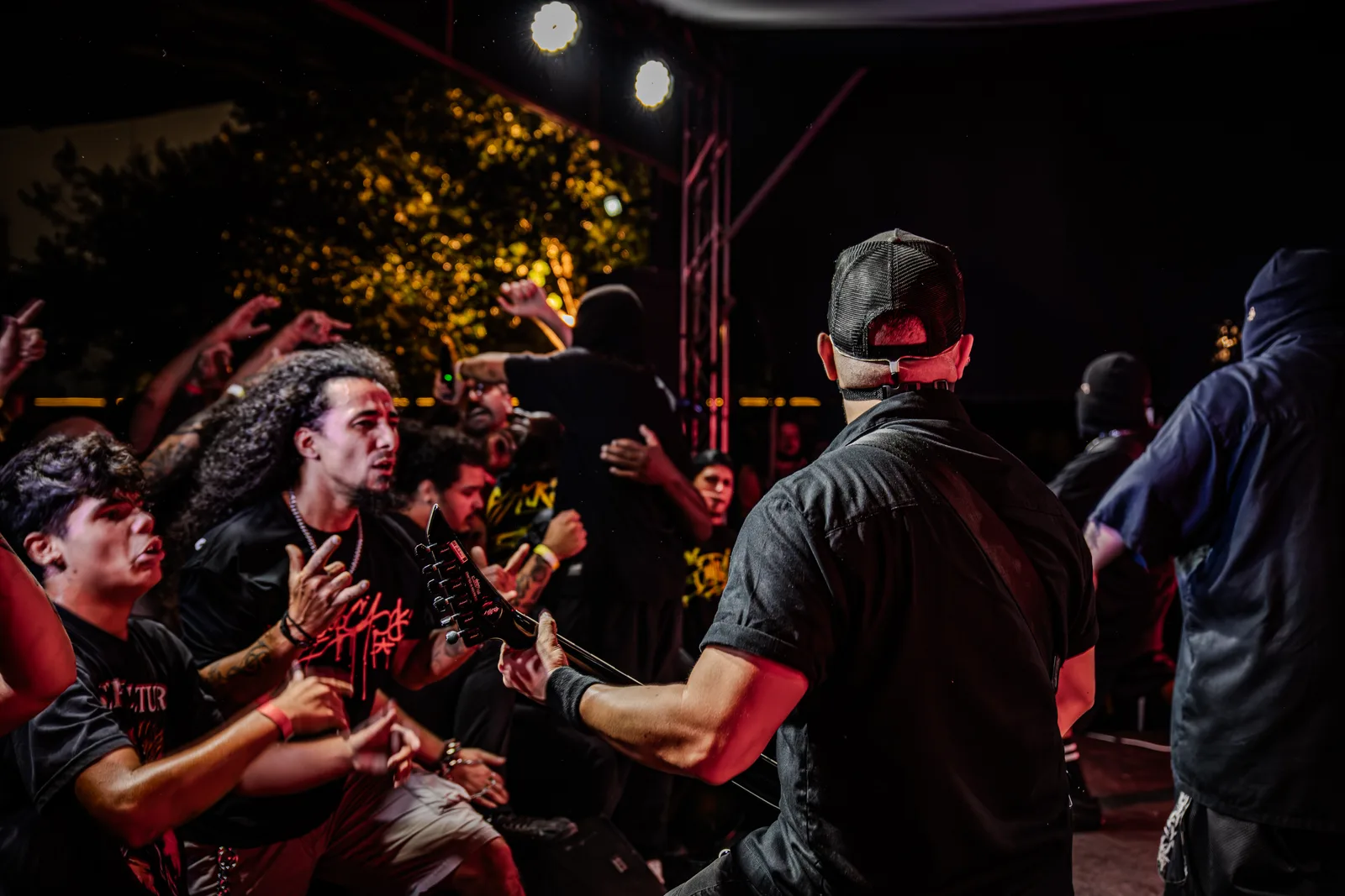 Noite do Peso faz a Galeria do Rock tremer com HardCore e NuMetal — foto 16