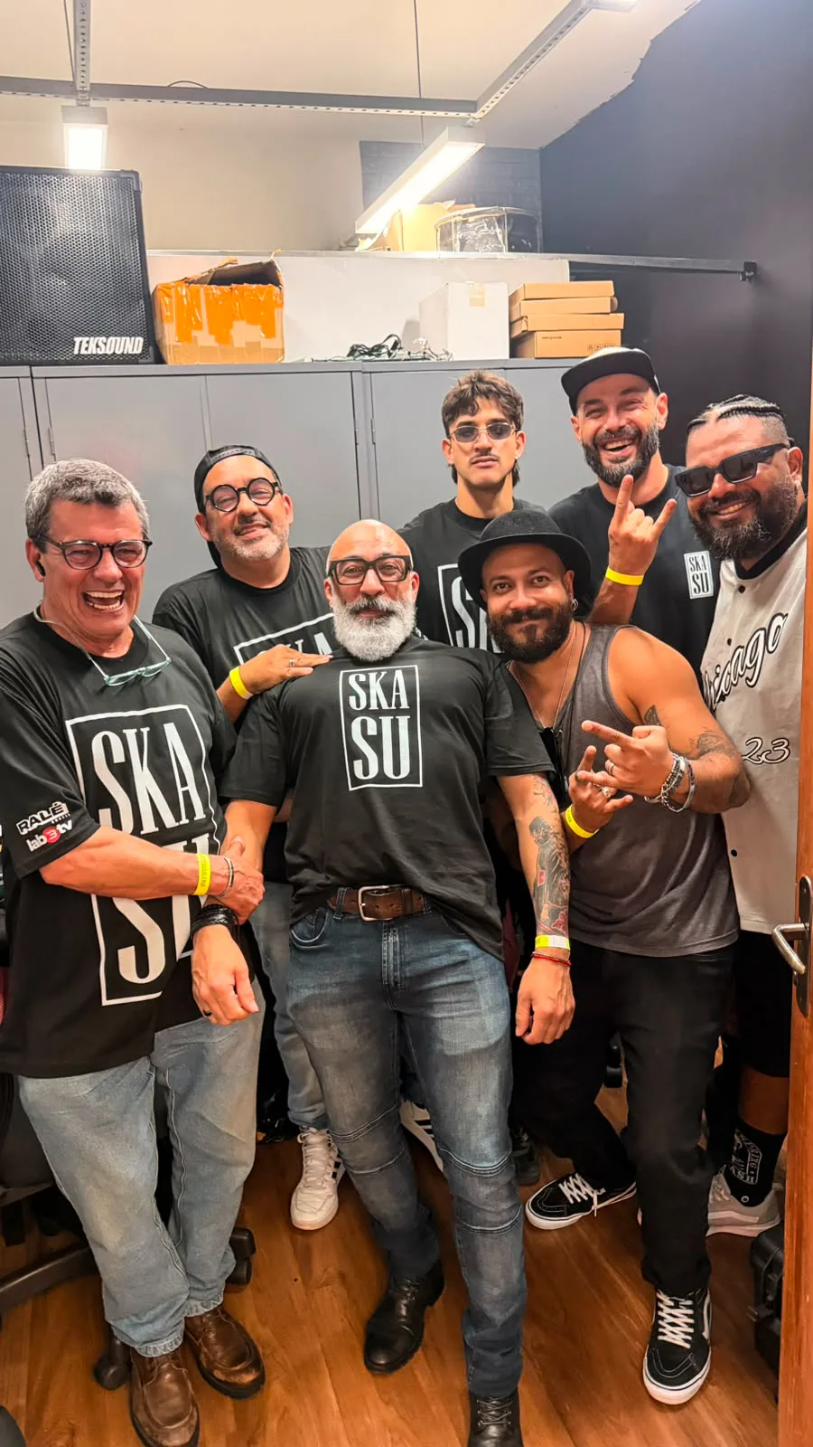SKASU estreia no palco do Arena 89 com show marcante em celebração ao rock — foto 2