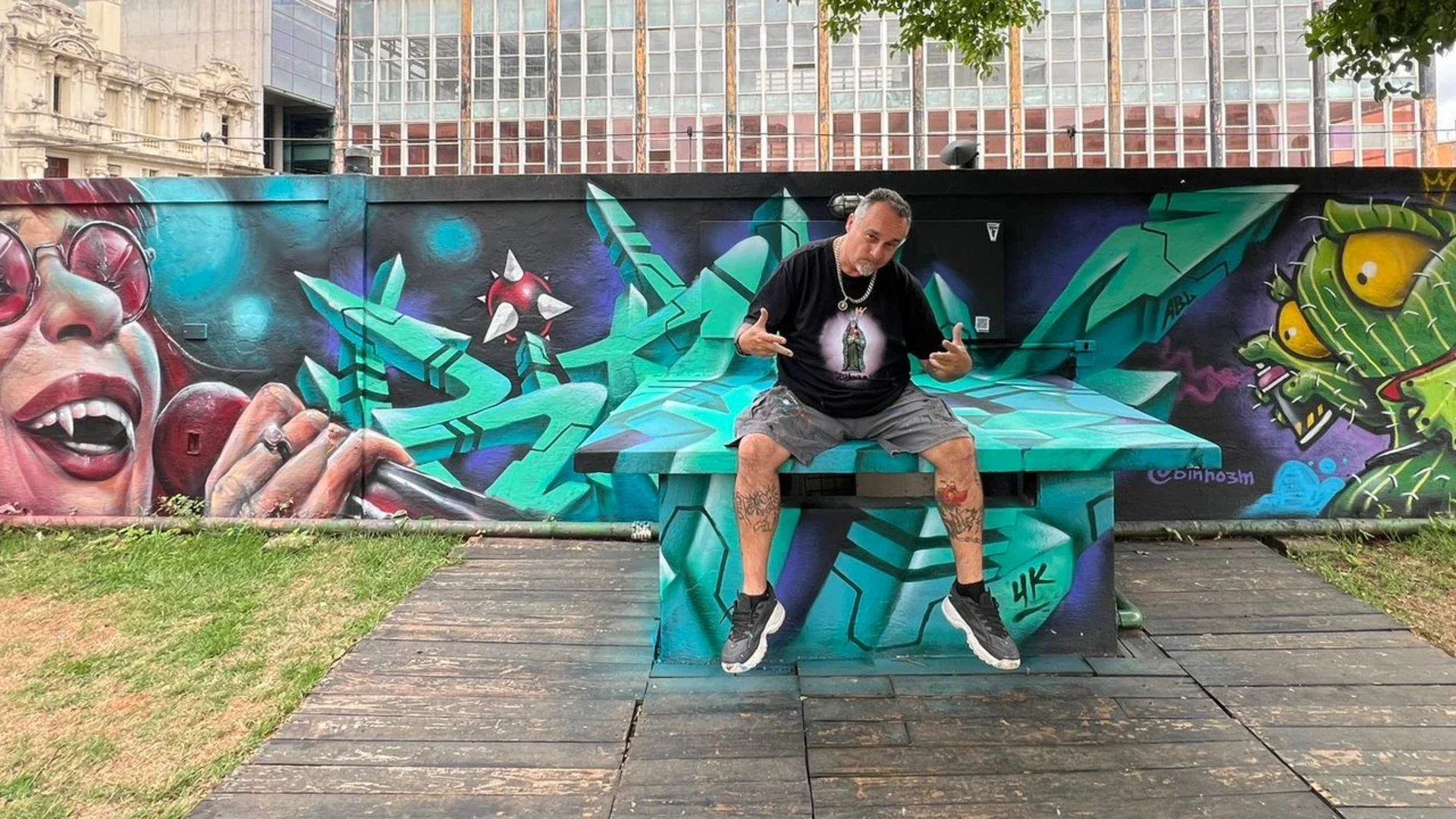 Binho Ribeiro leva o "Graffiti Garden" ao topo da Galeria do Rock